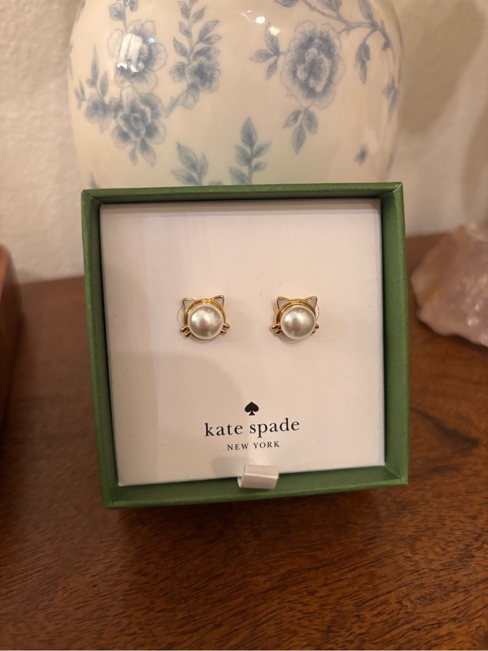kate spade Gold Cat Pearl Stud Earrings